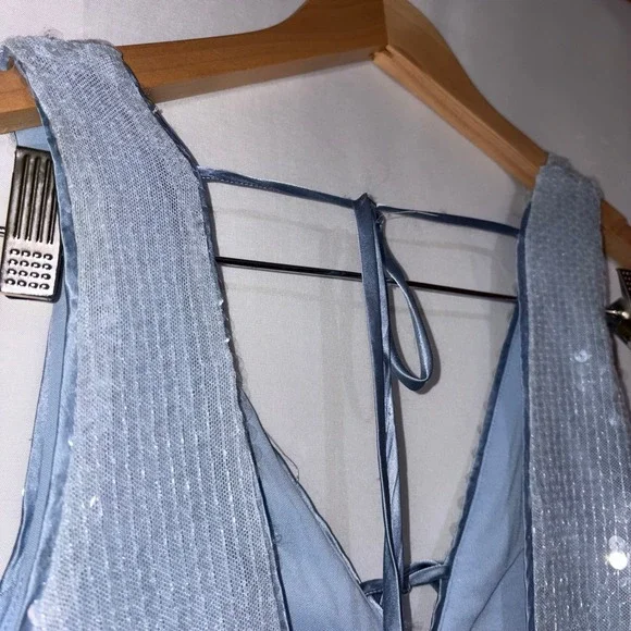 Crystal Doll Light Blue Sequin Mesh V-Neck Tie Back Cocktail Dress XL NWOT - Picture 7 of 9